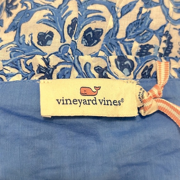 Vineyard Vines Scarf Print Pituck Top In Katama Tile Blue NWT Size Medium - Picture 9 of 9